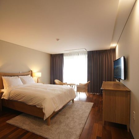 Illeinn Hotel Seogwipo Dış mekan fotoğraf