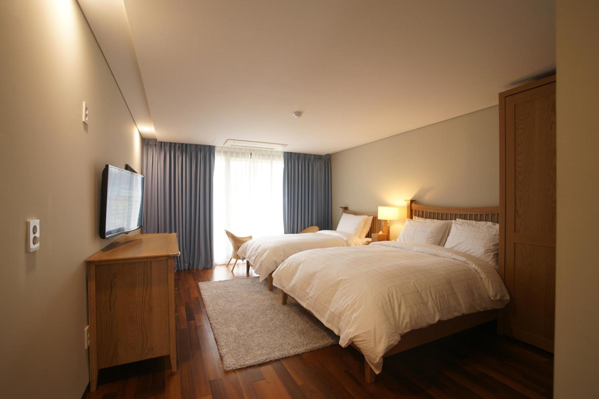 Illeinn Hotel Seogwipo Dış mekan fotoğraf