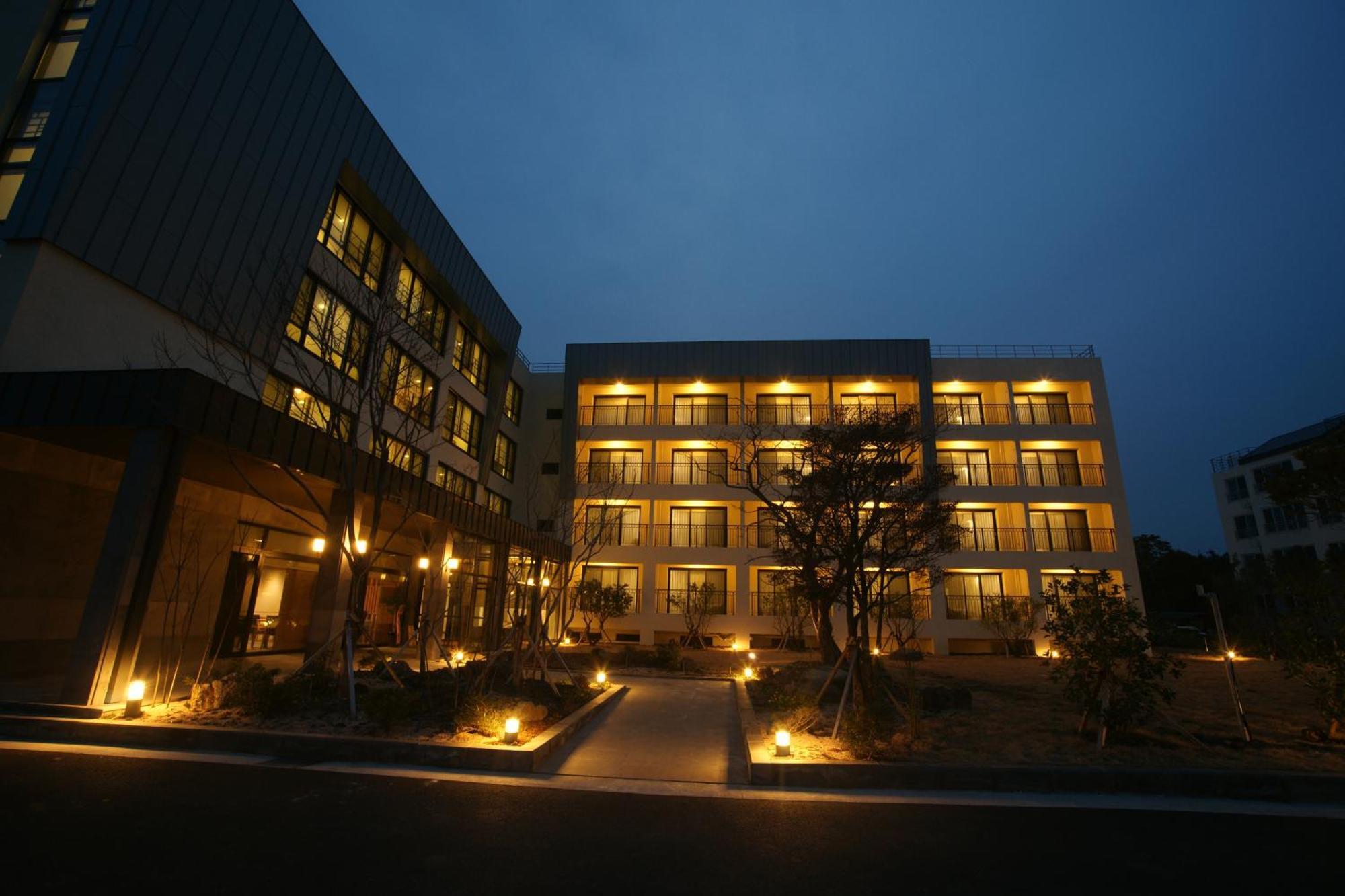 Illeinn Hotel Seogwipo Dış mekan fotoğraf