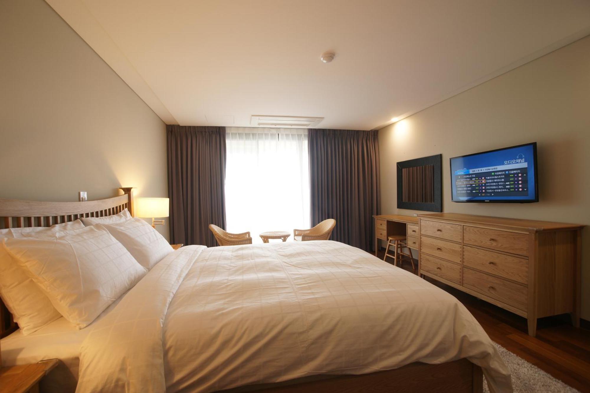 Illeinn Hotel Seogwipo Dış mekan fotoğraf