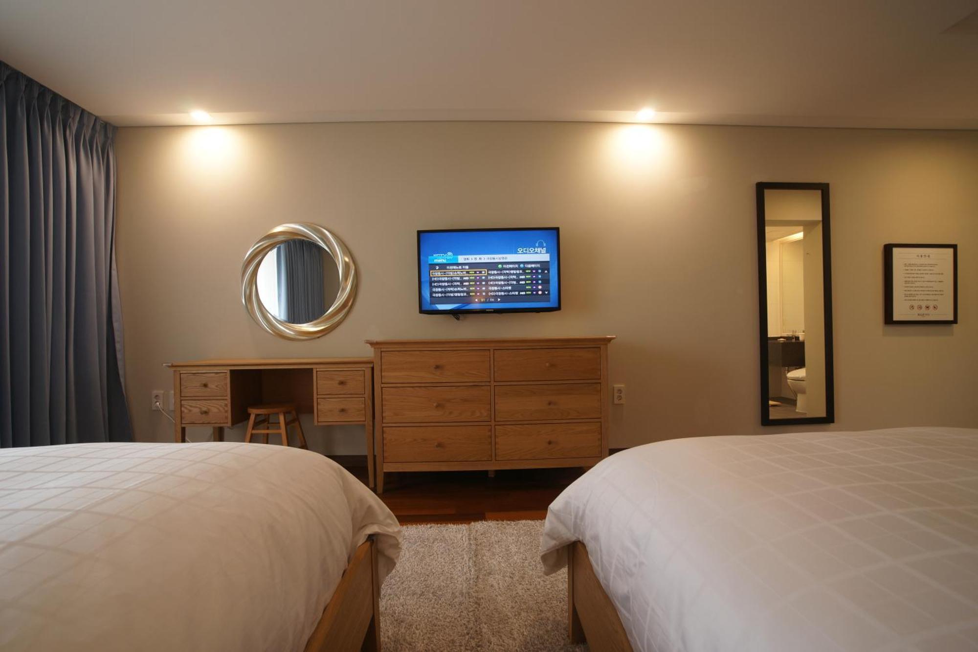 Illeinn Hotel Seogwipo Dış mekan fotoğraf