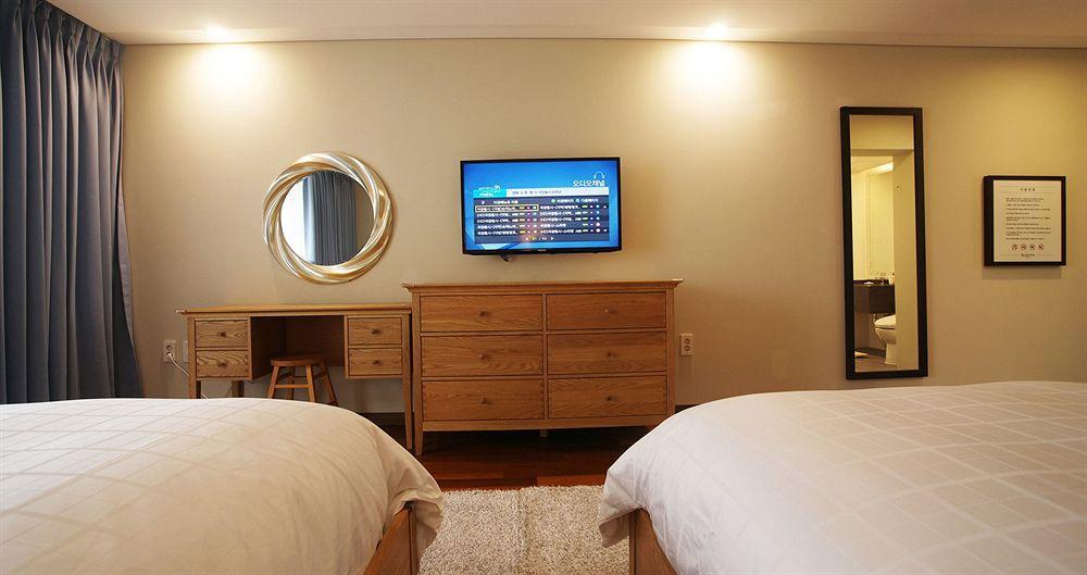 Illeinn Hotel Seogwipo Dış mekan fotoğraf