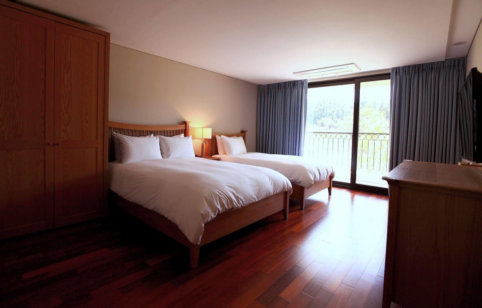 Illeinn Hotel Seogwipo Dış mekan fotoğraf